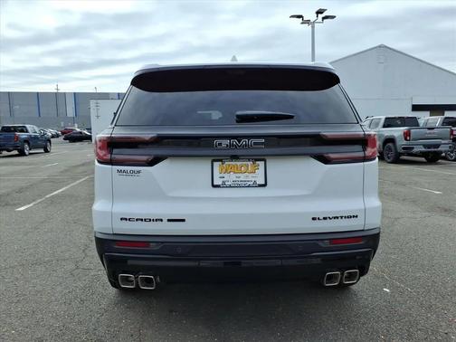 2026 GMC Acadia Elevation AWD