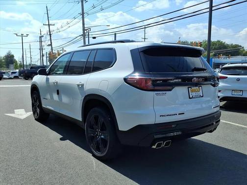 2026 GMC Acadia Elevation AWD