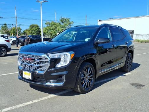 2023 GMC Terrain Denali