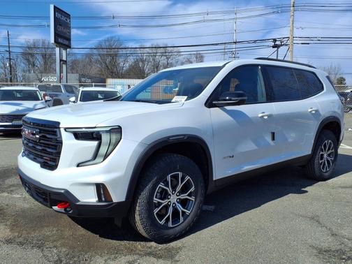 2025 GMC Acadia AWD AT4