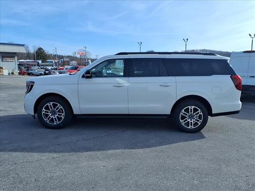 2025 Ford Expedition Max Active 4x4