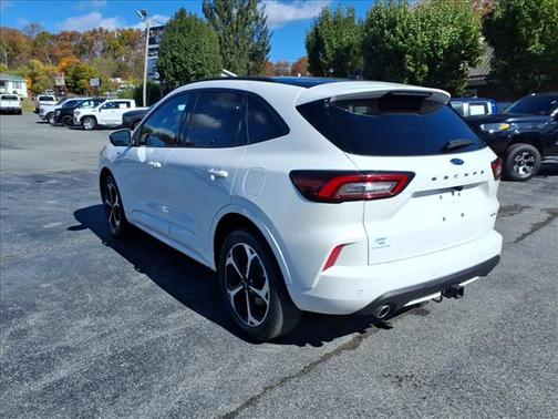 2023 Ford Escape ST-Line Select