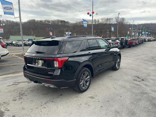 AGATE BLACK METALLIC 2026 Ford Explorer Active