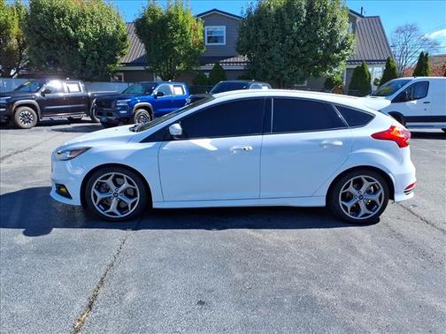 2018 Ford Focus ST Base