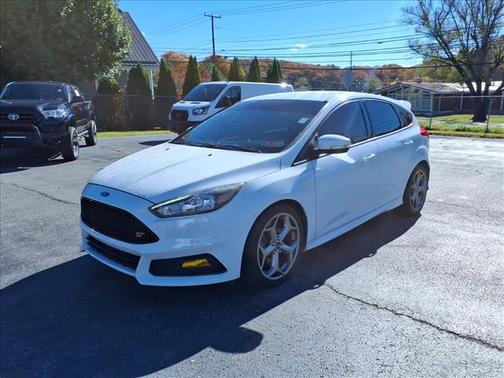 2018 Ford Focus ST Base