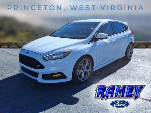 2018 Ford Focus ST Base
