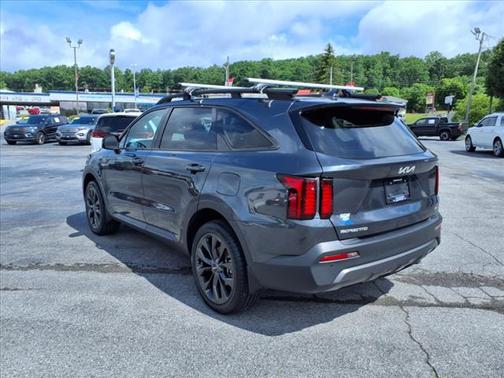 2023 Kia Sorento EX