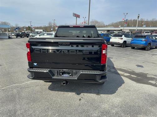 2025 Chevrolet Silverado 1500 Custom