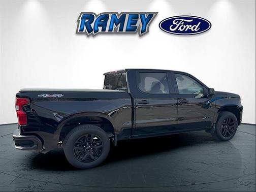 Black 2025 Chevrolet Silverado 1500 Custom
