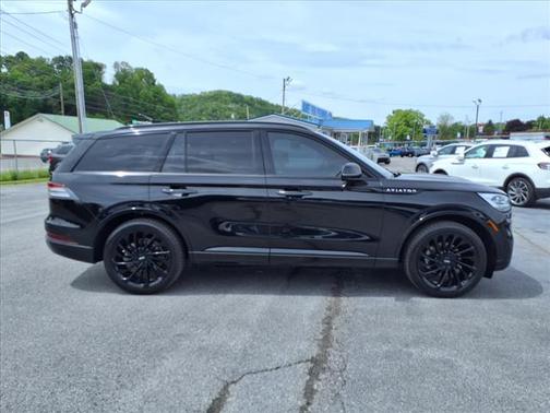 2022 Lincoln Aviator Reserve AWD