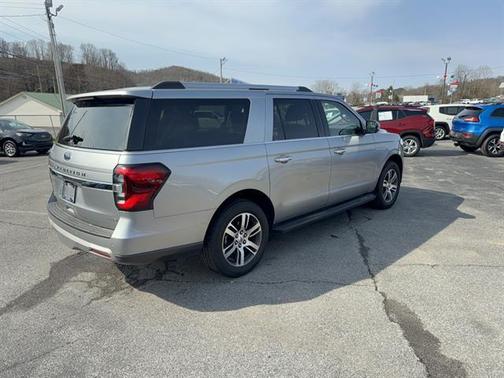 Iconic Silver Metallic 2024 Ford Expedition Max Limited
