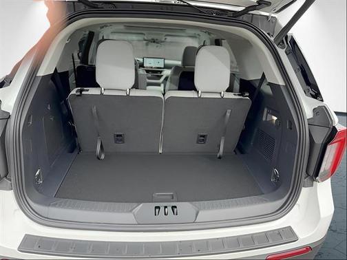 STAR WHITE MET TRI-COAT 2026 Ford Explorer Active