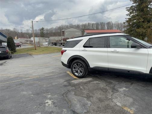 STAR WHITE MET TRI-COAT 2026 Ford Explorer Active