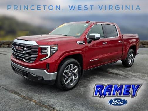 2025 GMC Sierra 1500 SLT