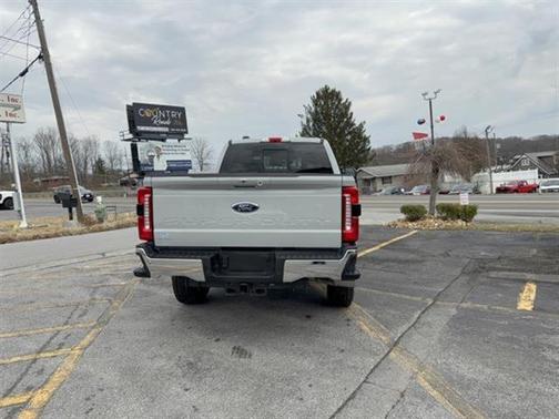 AVALANCHE 2026 Ford F-250 Lariat