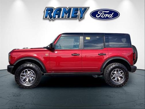 RUBY RED MET TNTD CLEARCOAT 2025 Ford Bronco Badlands