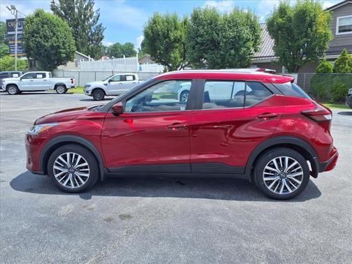 2022 Nissan Kicks SV