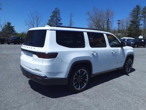 2022 Jeep Wagoneer Series III