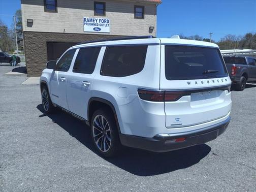 2022 Jeep Wagoneer Series III