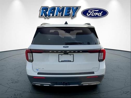 STAR WHITE MET TRI-COAT 2026 Ford Explorer Active