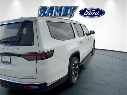 Bright White Clearcoat 2024 Jeep Wagoneer L Series III 4x4
