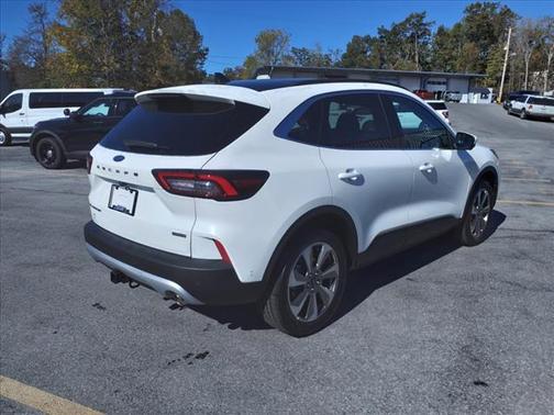 2024 Ford Escape Platinum