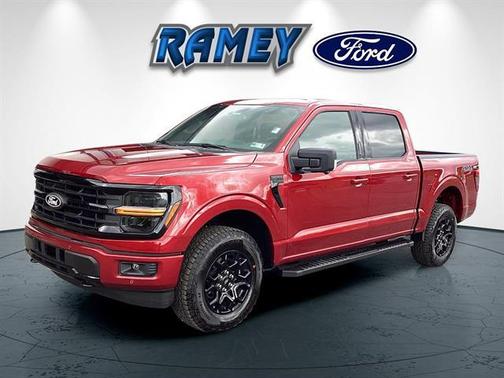 RUBY RED METALLIC TINTED CC 2026 Ford F-150 XLT