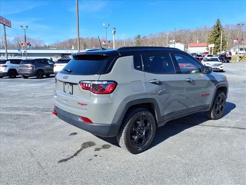 2023 Jeep Compass Trailhawk