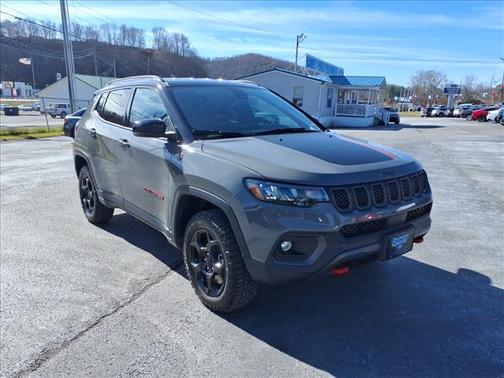 2023 Jeep Compass Trailhawk
