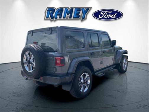 Sting-Gray Clearcoat 2020 Jeep Wrangler Unlimited Sahara