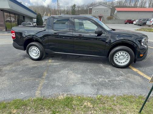 SHADOW BLACK 2026 Ford Maverick XL