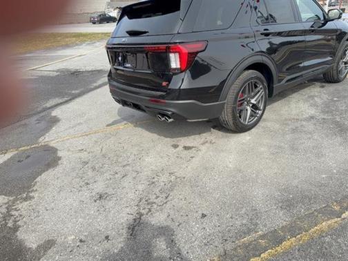 AGATE BLACK METALLIC 2026 Ford Explorer ST