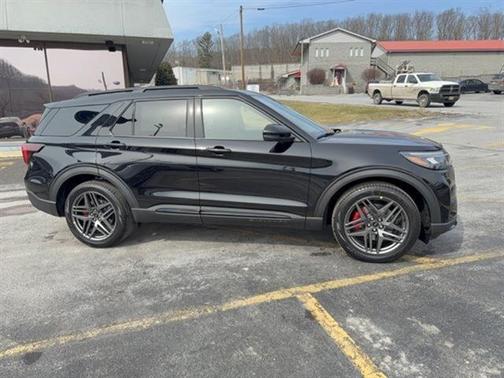 AGATE BLACK METALLIC 2026 Ford Explorer ST
