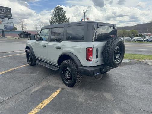 Avalanche Gray 2026 Ford Bronco Big Bend