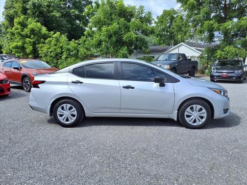 2024 Nissan Versa 1.6 S