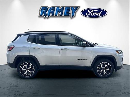 Silver Zynith Metallic Clearcoat 2025 Jeep Compass Limited