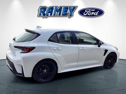 Ice Cap 2024 Toyota GR Corolla Core