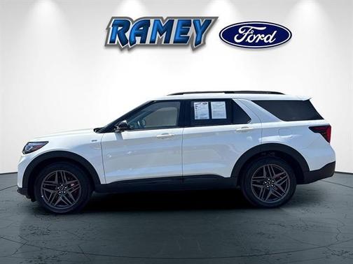 STAR WHITE MET TRI-COAT 2025 Ford Explorer ST-Line