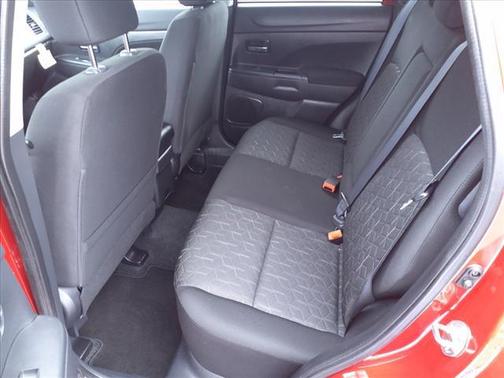 2023 Mitsubishi Outlander Sport 2.0 LE