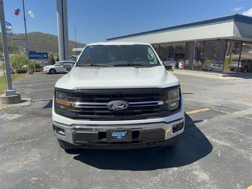 OXFORD WHITE 2026 Ford F-150 XLT