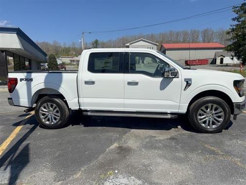 OXFORD WHITE 2026 Ford F-150 XLT