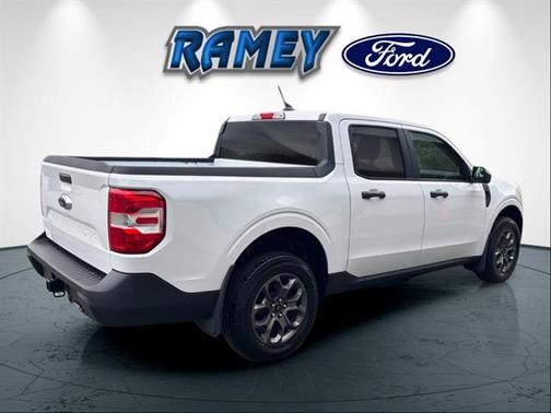 OXFORD WHITE 2023 Ford Maverick XLT