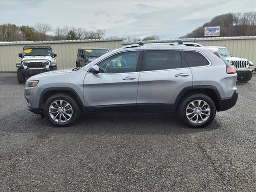 2021 Jeep Cherokee Latitude Lux