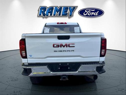 Summit White 2024 GMC Sierra 2500 Pro