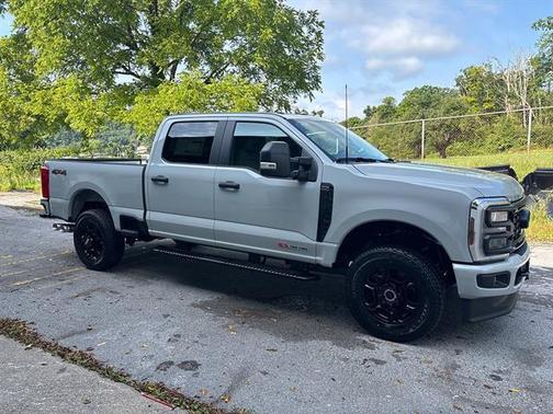 Avalanche 2026 Ford F-350 XL