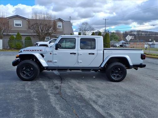 2022 Jeep Gladiator Mojave