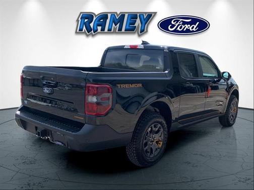 SHADOW BLACK 2026 Ford Maverick Tremor