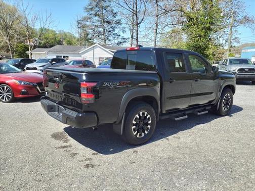 2024 Nissan Frontier PRO-4X