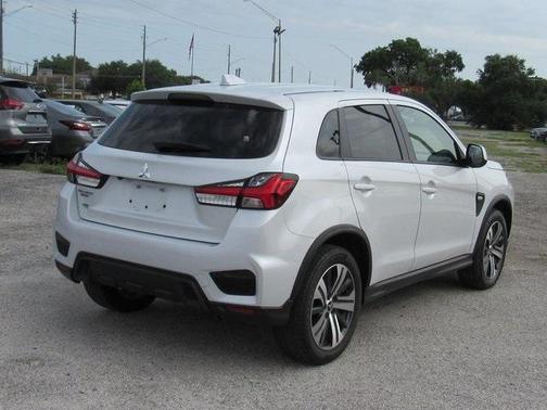 2022 Mitsubishi Outlander Sport 2.0 ES
