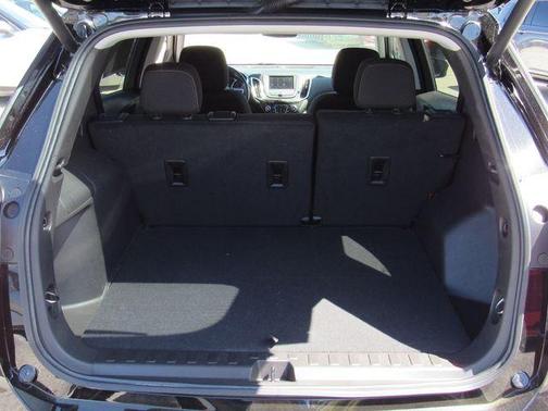Mosaic Black Metallic 2024 Chevrolet Equinox LT